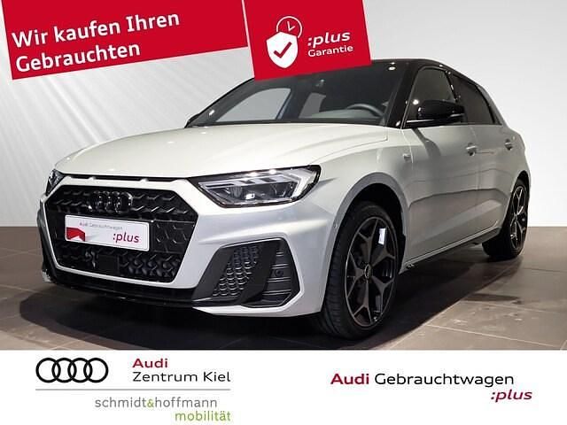 Tausilber metallic Neu 2025 Audi A1 Sportback S-Line Kleinwagen | 38.480 € - Bild 1/4