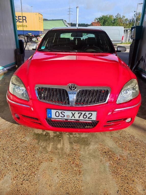 Rot Gebraucht 2010 Brilliance BS4 Limousine | 999 € - Bild 1/4