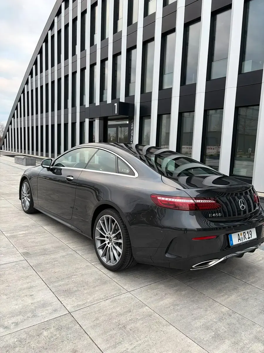 Gebraucht Mercedes E450 AMG line 367 PS (269 kW) 2020 Grau Coupé