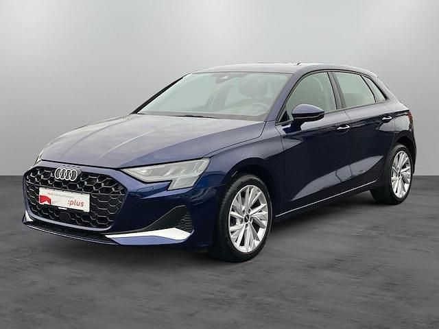 Gebraucht Audi A3 Advanced Plus 150 PS (110 kW) 2024 Navarrablau metallic Limousine