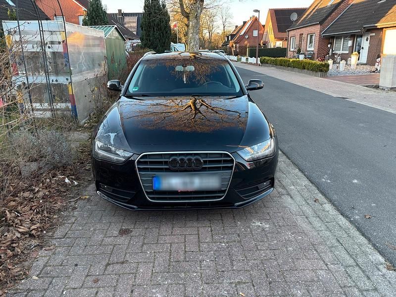 Gebraucht Audi A4 150 PS (110 kW) 2015 Schwarz Kombi