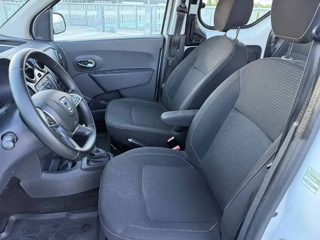 Gebraucht Dacia Dokker Comfort 95 PS (69 kW) 2020 Weiß Van / Kleinbus