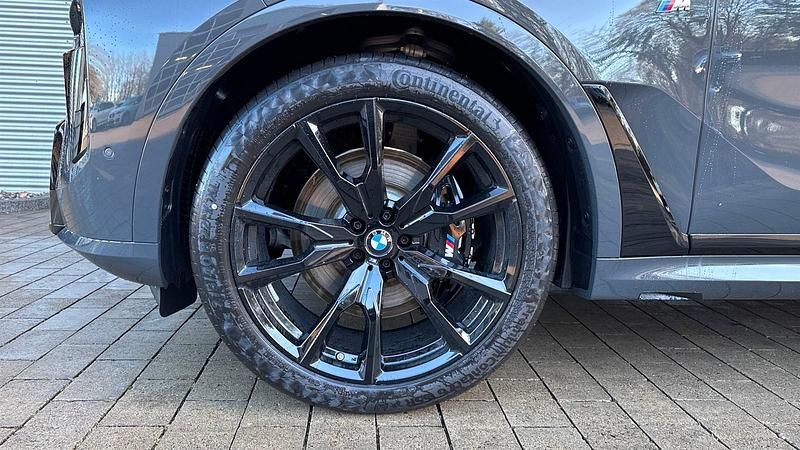 Neu BMW X7 Efficient Dynamics 352 PS (258 kW) 2025 Bmw individual dravitgrau metal SUV