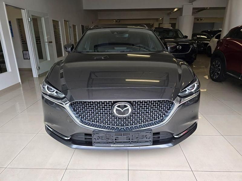 Grau Gebraucht 2024 Mazda 6 Takumi-Line Kombi | 28.290 € (Guter Preis) - Bild 1/4