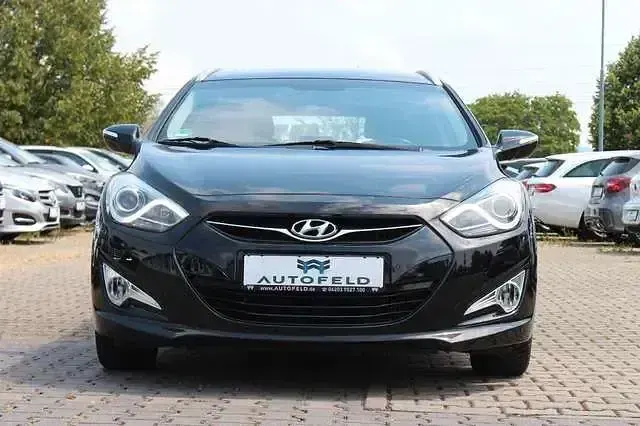 Gebraucht Hyundai i40 136 PS (100 kW) 2015 Schwarz (metallic) Kombi