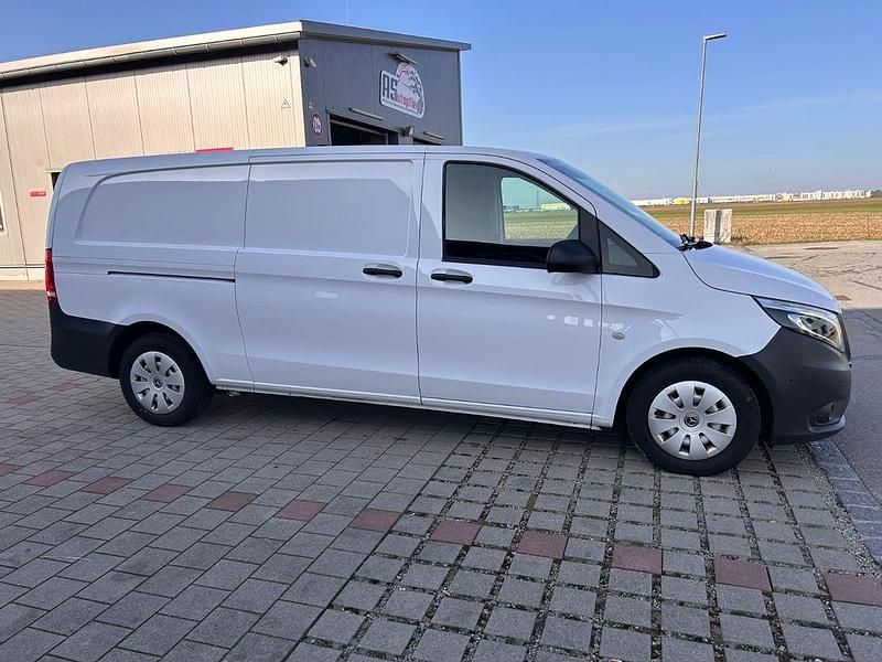 Gebraucht Mercedes Vito 163 PS (119 kW) 2019 Weiß Van