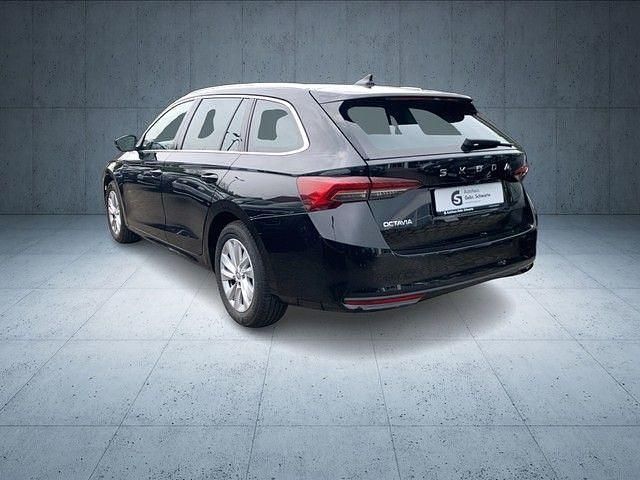 Gebraucht Skoda Octavia Selection 116 PS (85 kW) 2024 Schwarz Kombi