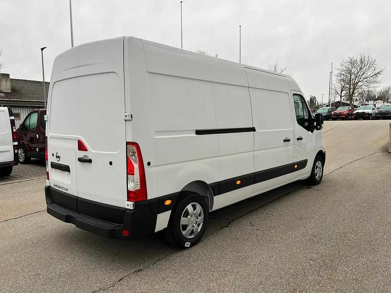 Neu Nissan Interstar 179 PS (131 kW) 2025 Weiß Van