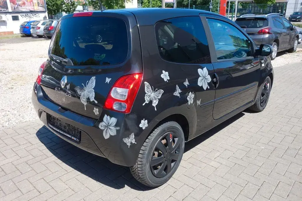 Używany Renault Twingo Night&Day 75 KM (55 kW) 2011 Czarny Hatchback