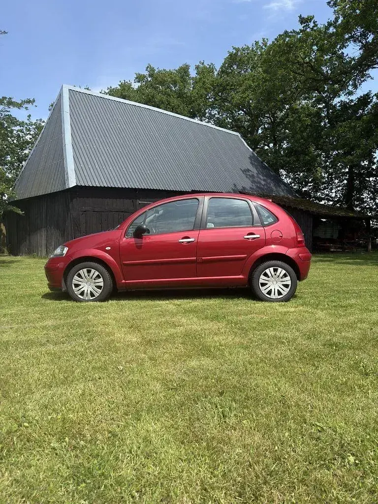 Gebraucht Citroën C3 Exclusive 109 PS (80 kW) 2004 Rot Limousine