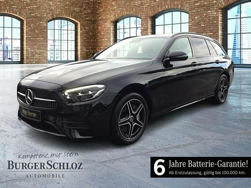 Unilack schwarz Gebraucht 2022 Mercedes E300 Night Kombi | 36.300 € (Fairer Preis) - Bild 1/4