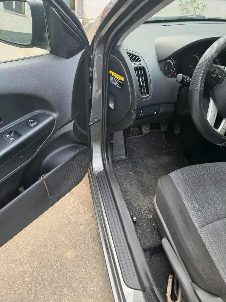 Gebraucht Kia Ceed 126 PS (92 kW) 2010 Grau Kleinwagen