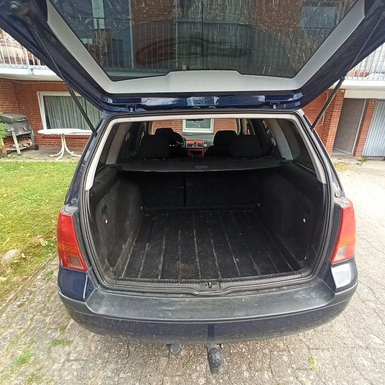 Gebraucht VW Golf III Comfortline 90 PS (66 kW) 1999 Blau Kombi