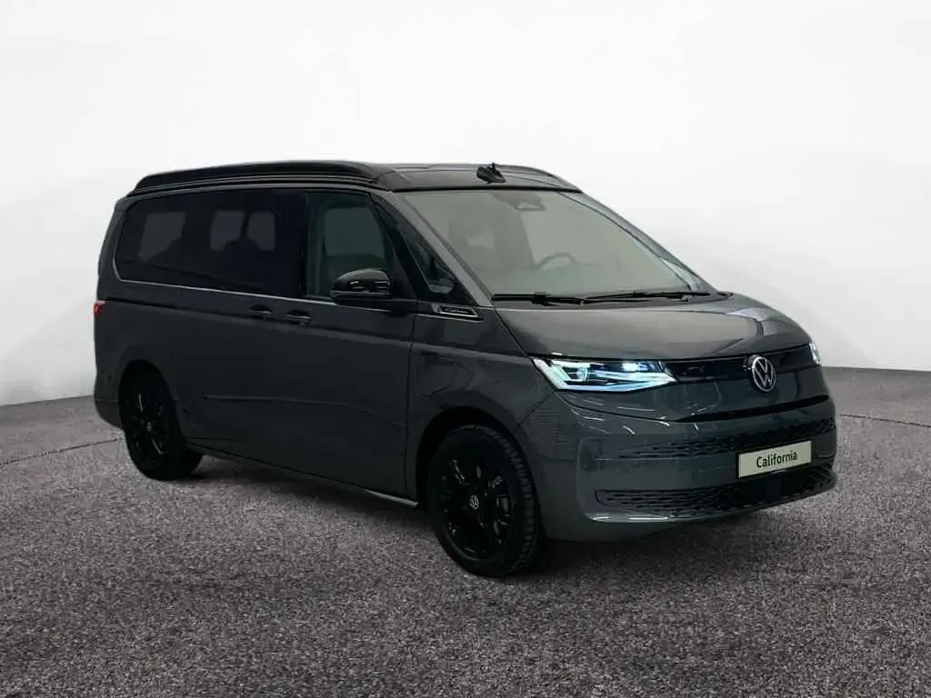 Gebraucht VW California Beach 245 PS (180 kW) 2026 Grau Van