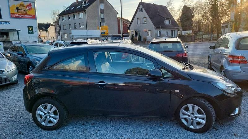 Gebraucht Opel Corsa Innovation 116 PS (85 kW) 2015 Schwarz Kleinwagen