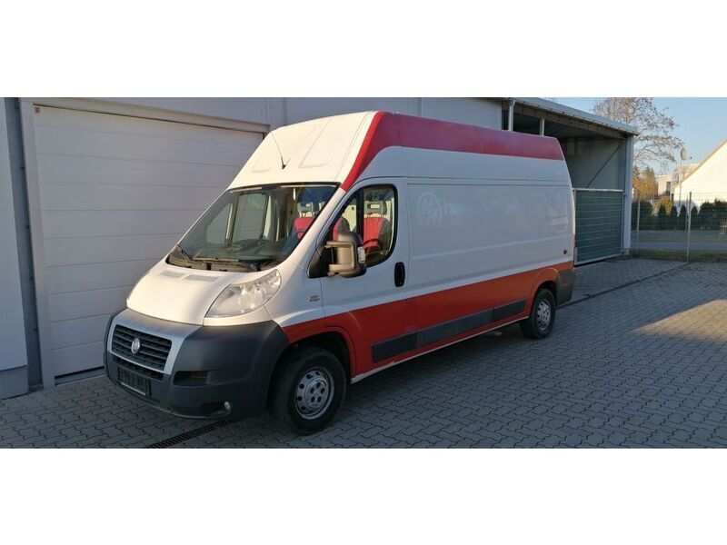 Gebraucht Fiat Ducato 131 PS (96 kW) 2012 Weiss Van