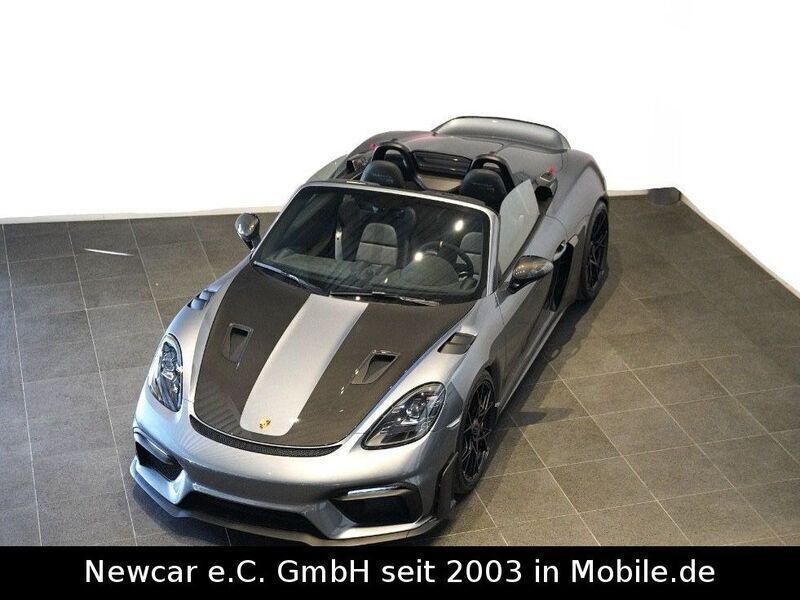 Vanadiumgrau metallic (1h) Neu 2025 Porsche 718 Cabrio | 186.818 € - Bild 1/4