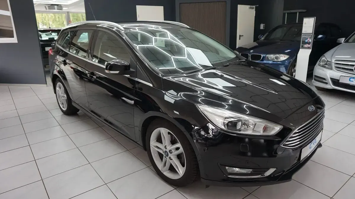 Gebraucht Ford Focus Titanium 150 PS (110 kW) 2016 Schwarz Kombi