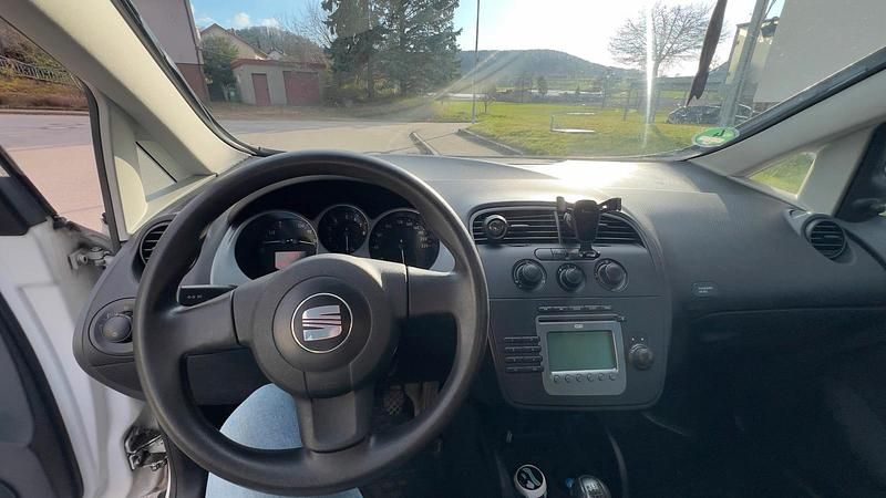 Gebraucht Seat Altea 102 PS (75 kW) 2007 Weiß Kleinwagen