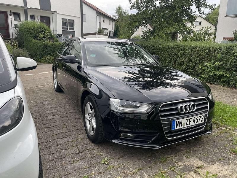 Gebraucht Audi A4 Ambiente 150 PS (110 kW) 2015 Schwarz Kombi
