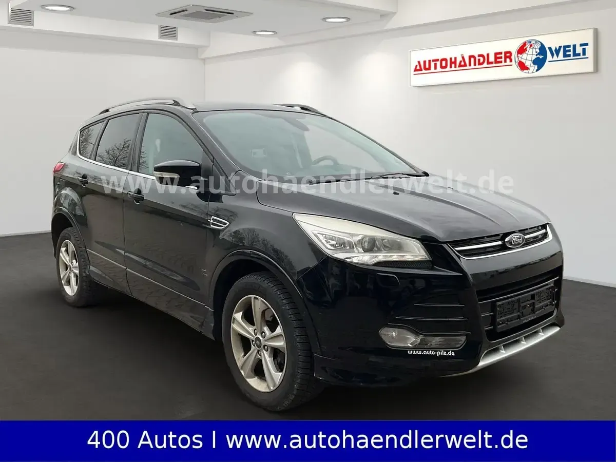 Usado Ford Kuga Individual 182 HP (133 kW) 2014 Preto SUV