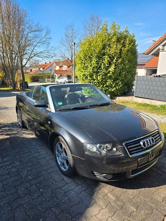 Gebraucht Audi A4 Cabriolet 163 PS (119 kW) 2004 Schwarz Cabrio