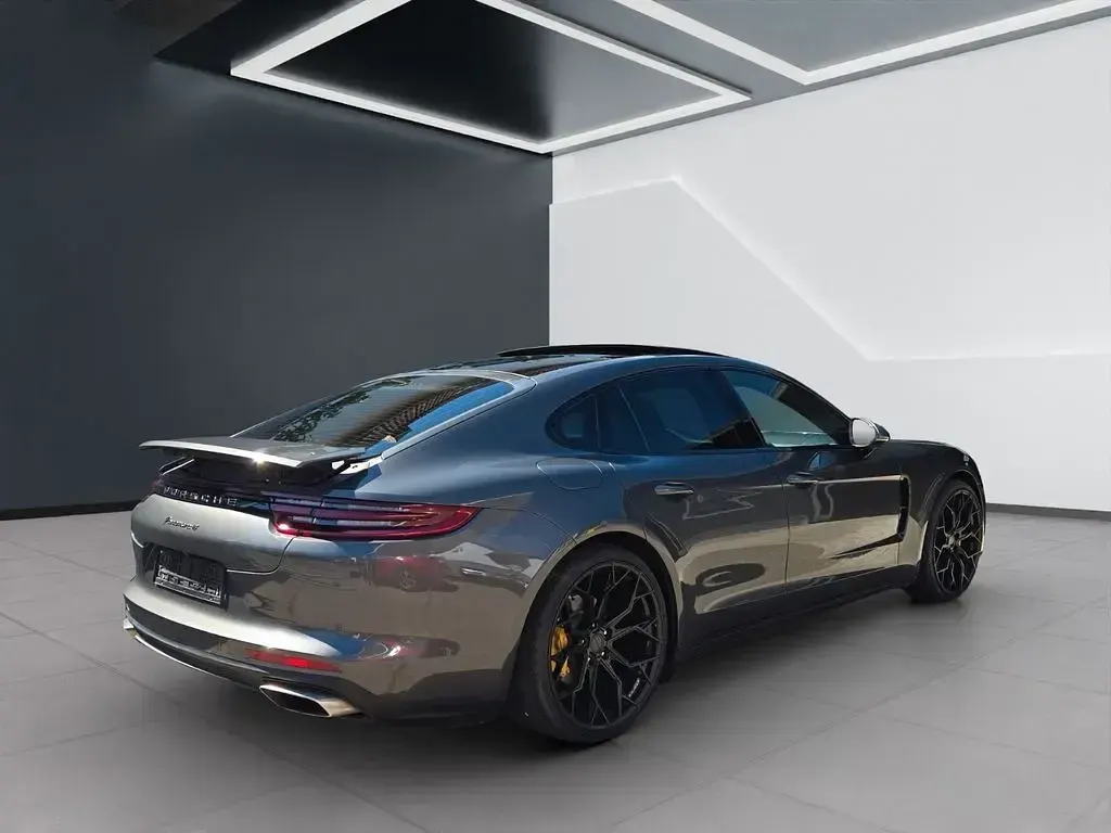 Gebraucht Porsche Panamera 4 330 PS (242 kW) 2018 Grau Kleinwagen