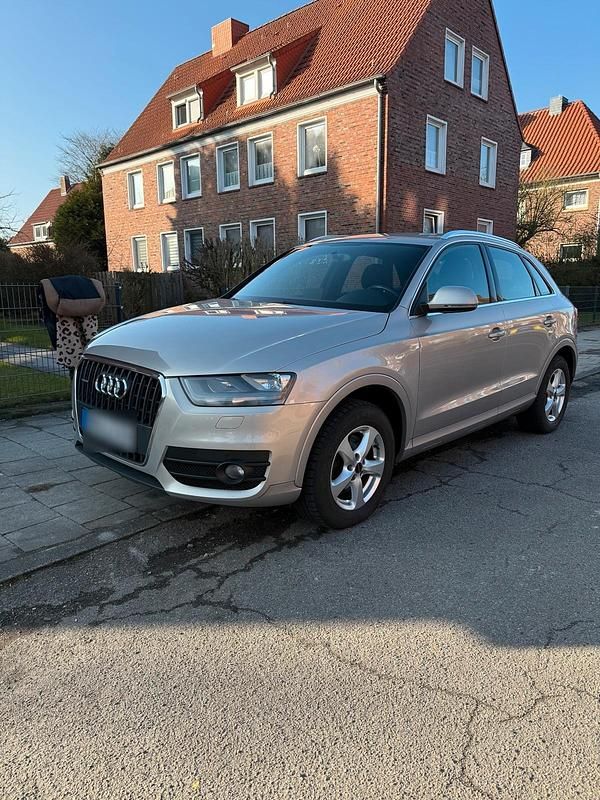 Gebraucht Audi Q3 170 PS (125 kW) 2011 Gold SUV