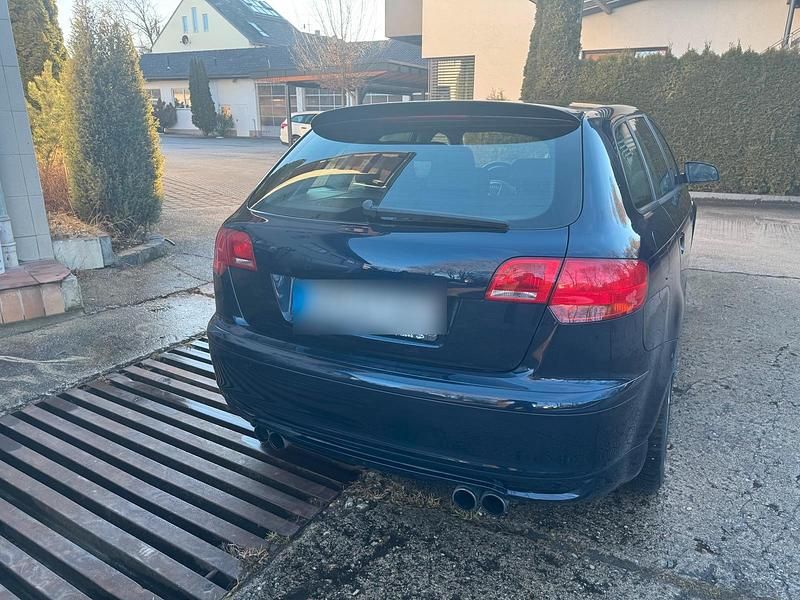 Gebraucht Audi A3 250 PS (183 kW) 2006 Blau Kleinwagen