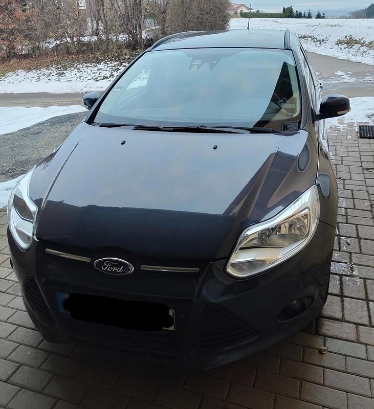 Gebraucht Ford Focus 150 PS (110 kW) 2011 Blau Kombi