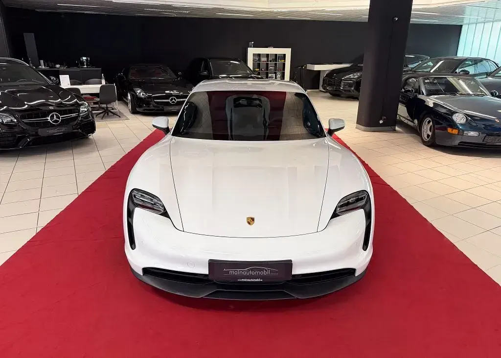 Gebraucht Porsche Taycan 4S 389 kW (530 PS) 2021 Pure white Limousine