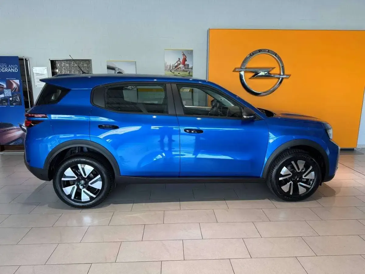 Gebraucht Opel Frontera Edition 145 PS (106 kW) 2025 Effekt blau m2 SUV