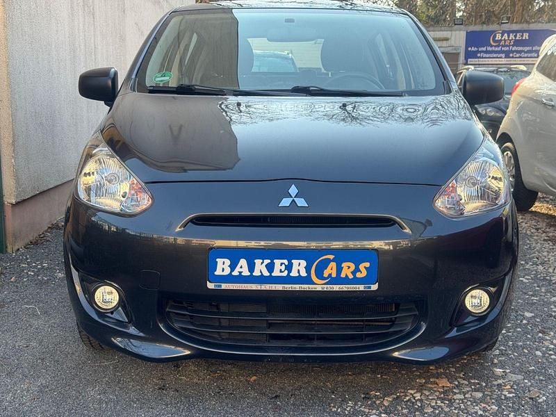 Gebraucht Mitsubishi Space Star Basis 71 PS (52 kW) 2014 Grau Van / Kleinbus