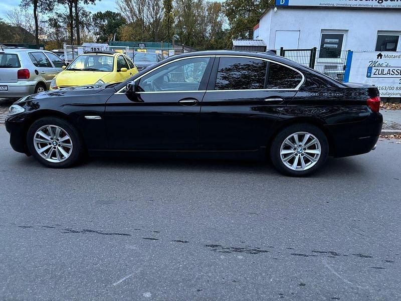 Gebraucht BMW 530 258 PS (189 kW) 2012 Schwarz Limousine