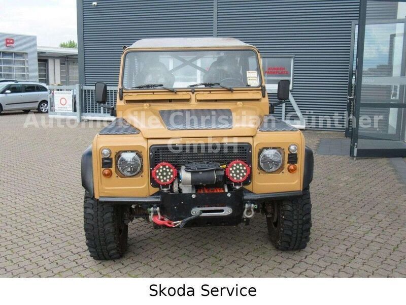 Gebraucht Land Rover Defender 122 PS (89 kW) 2000 Beige SUV