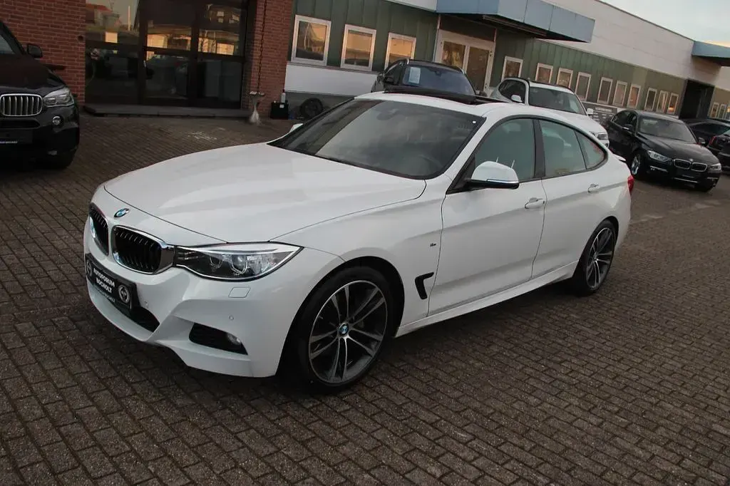 Gebraucht BMW 335 M Sport 306 PS (225 kW) 2014 Alpinweiss iii Limousine