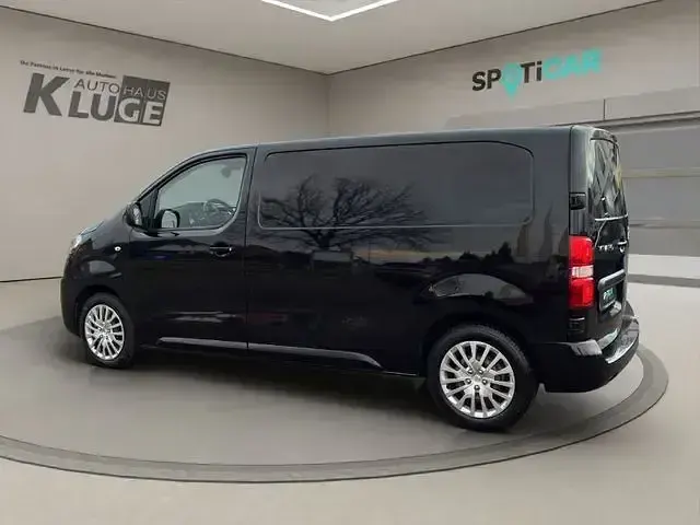Gebraucht Opel Vivaro Edition 144 PS (105 kW) 2023 Diamant schwarz/karbon schwarz Van / Kleinbus