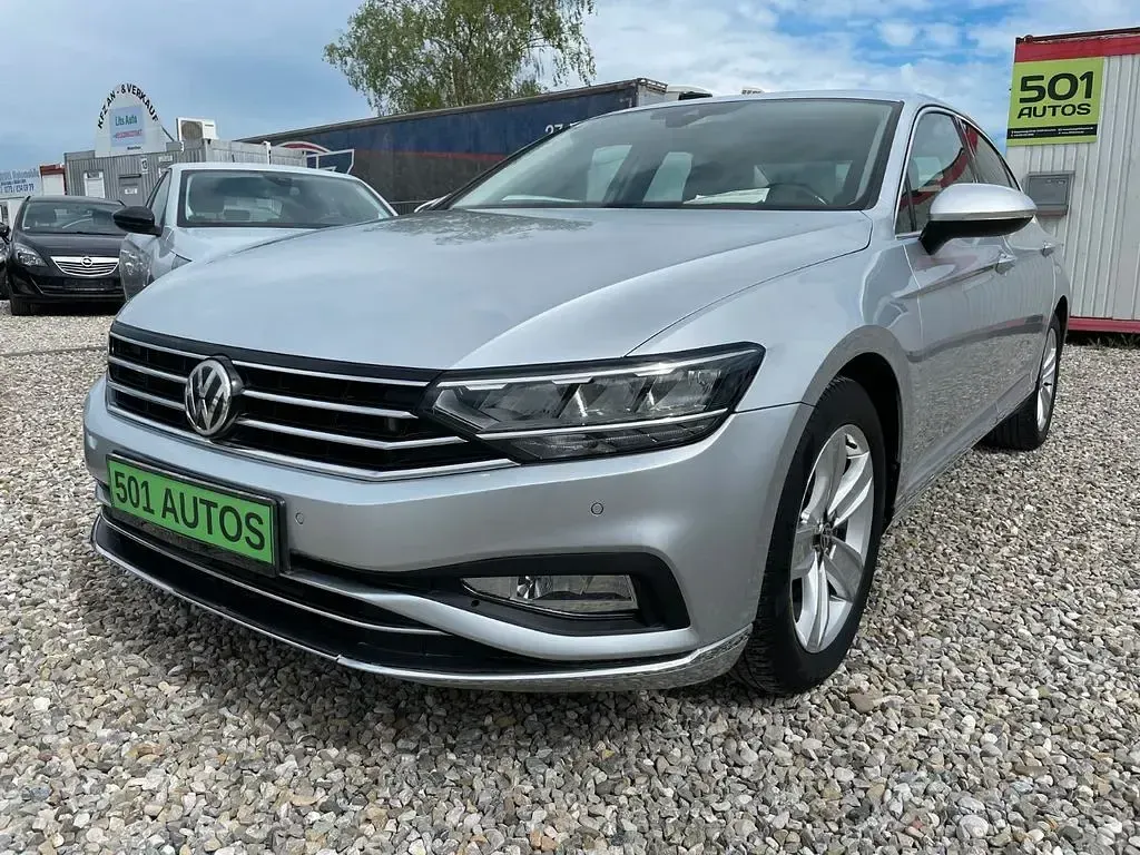 Gebraucht VW Passat Elegance 150 PS (110 kW) 2021 Silber Limousine