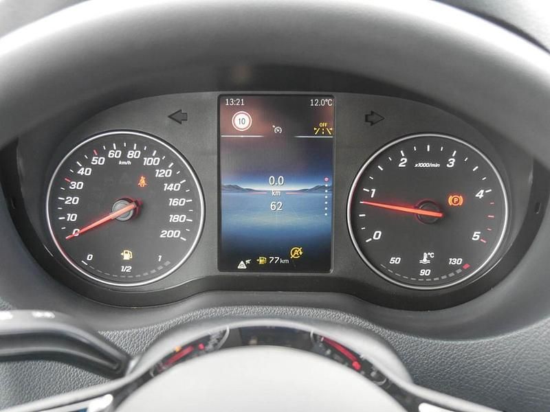 Neu Mercedes Sprinter 125 PS (91 kW) 2025 Arktikweiß Van