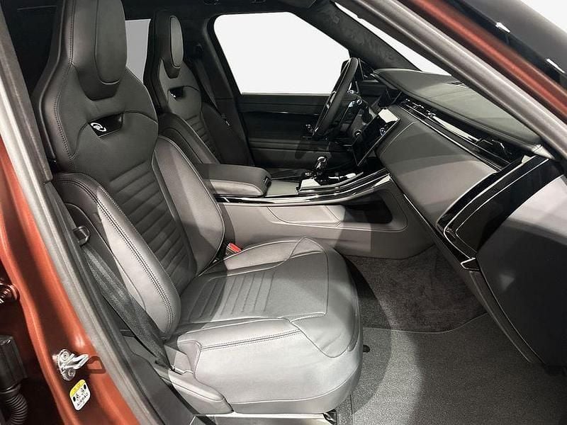 Neu Land Rover Range Rover Sport 635 PS (467 kW) 2025 Braun SUV