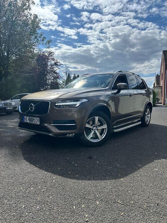 Braun Gebraucht 2015 Volvo XC90 SUV | 20.900 € (Fairer Preis) - Bild 1/4