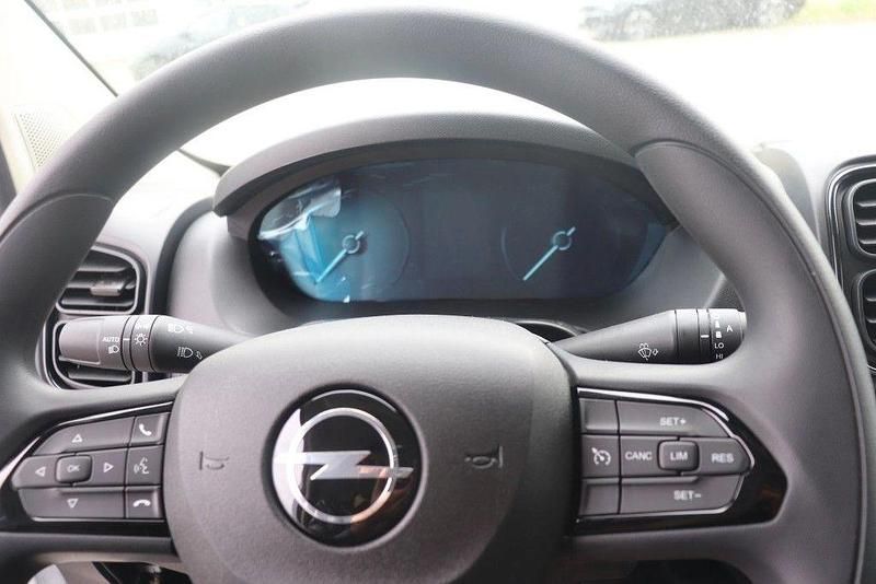 Gebraucht Opel Movano 140 PS (102 kW) 2025 Weiss Van