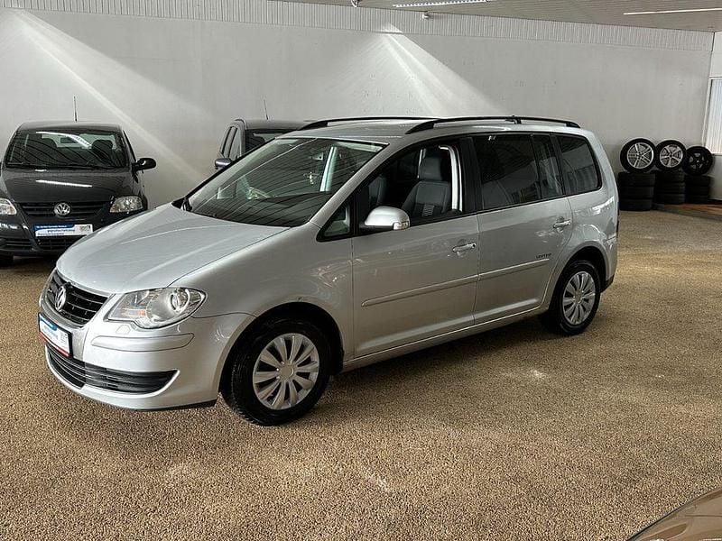 Gebraucht VW Touran United 105 PS (77 kW) 2008 Silber Van / Kleinbus