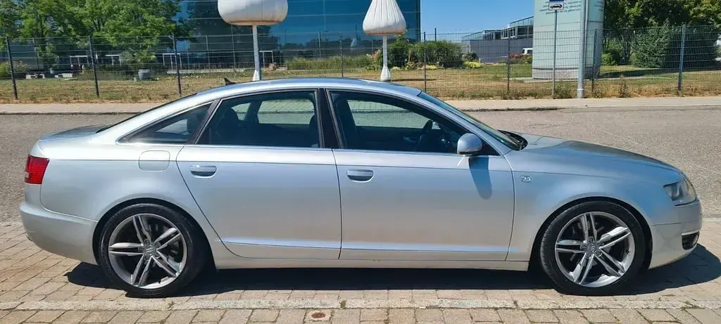 Gebraucht Audi A6 177 PS (130 kW) 2004 Silber Limousine