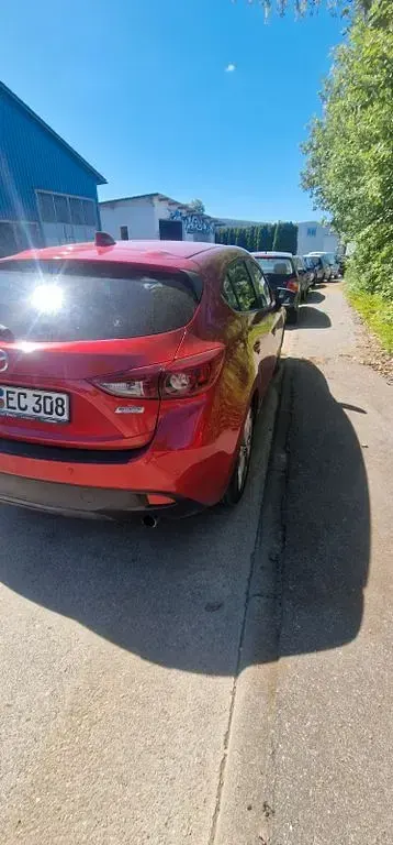 Gebraucht Mazda 3 Sports-Line 120 PS (88 kW) 2014 Rot Limousine