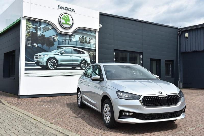 Brilliantsilber metallic Neu 2025 Skoda Fabia Selection Limousine | 19.500 € (Fairer Preis) - Bild 1/4