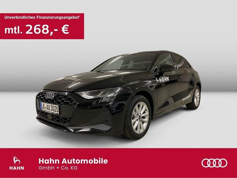 Brillantschwarz Gebraucht 2025 Audi A3 Sport Limousine | 31.990 € (Superpreis) - Bild 1/3
