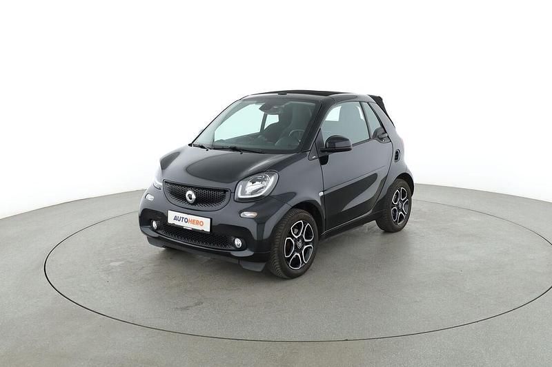 Schwarz Gebraucht 2019 Smart ForTwo Cabrio Basis Cabrio | 19.250 € (Fairer Preis) - Bild 1/3