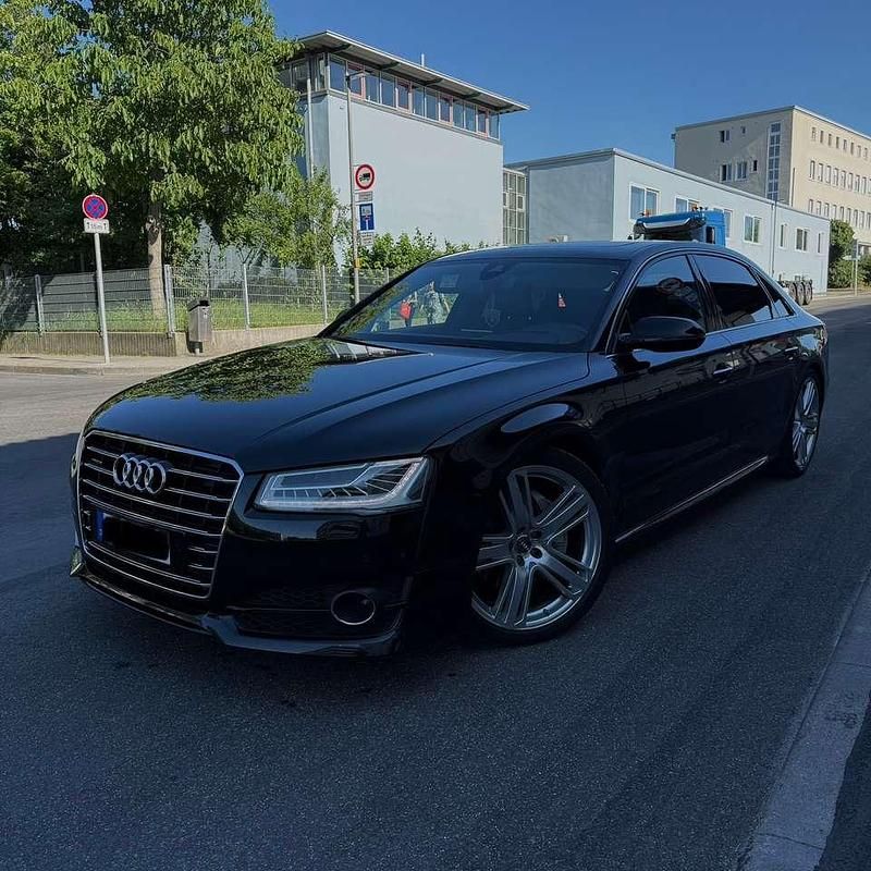 Schwarz Gebraucht 2017 Audi A8L Comfort Limousine | 36.000 € - Bild 1/4