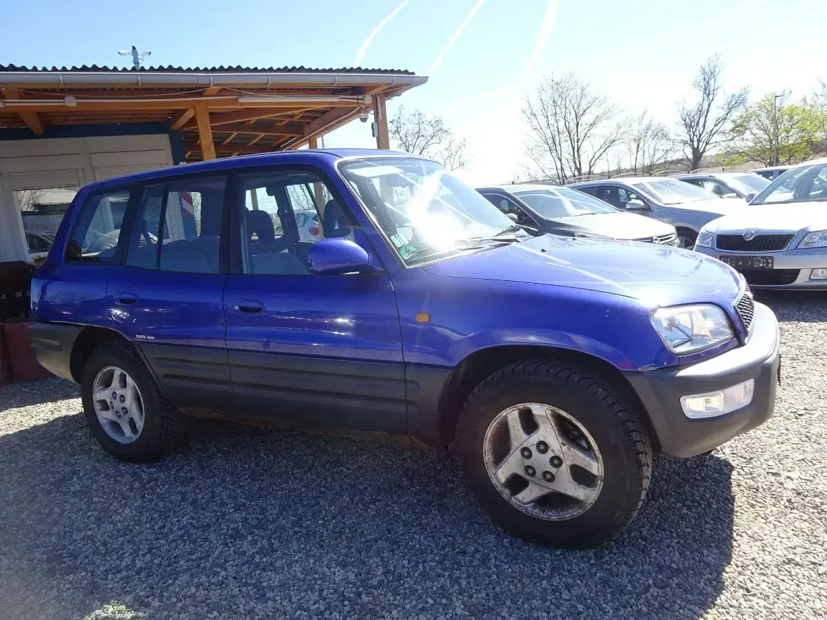Gebraucht Toyota RAV4 128 PS (94 kW) 1998 Blau SUV